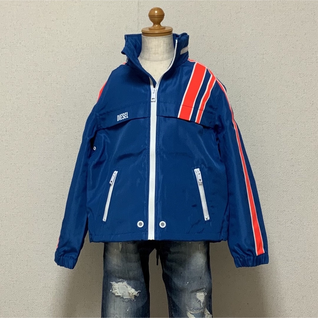 洗練されたデザイン　DIESEL　KID　ウィンタージャケット　12Y　正規品