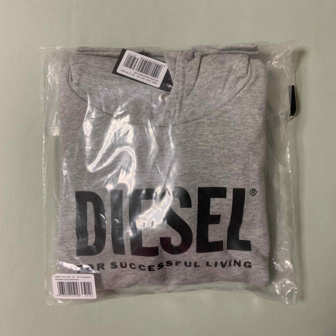 DIESEL(ディーゼル)の洗練されたデザイン　DIESEL KIDS　ロゴスウェット　グレー　10Y キッズ/ベビー/マタニティのキッズ服男の子用(90cm~)(Tシャツ/カットソー)の商品写真