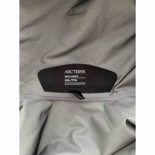 ARC'TERYX(アークテリクス)のSummit様専用ARC’TERYXBETA LT JACKET XXLサイズ  メンズのジャケット/アウター(マウンテンパーカー)の商品写真