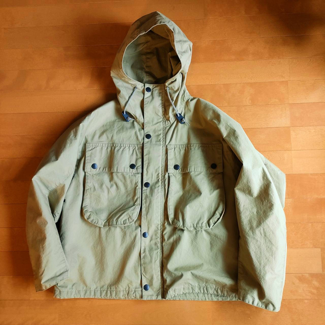 Barbour　kaptainsunshine　フードショートパーカー  メンズのジャケット/アウター(マウンテンパーカー)の商品写真