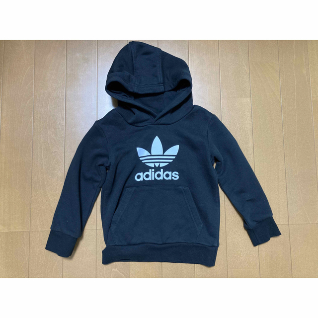 adidas(アディダス)のadidas パーカー&パンツセットアップ　キッズ キッズ/ベビー/マタニティのキッズ服男の子用(90cm~)(Tシャツ/カットソー)の商品写真