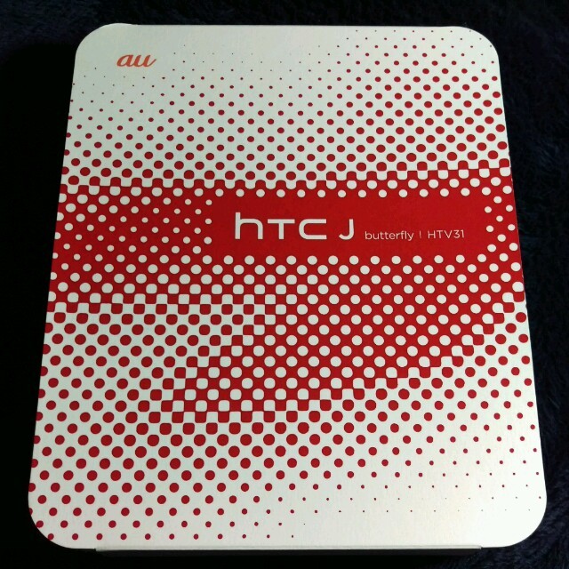 au HTC J butterfly HTV31 新品未使用 SIMフリー