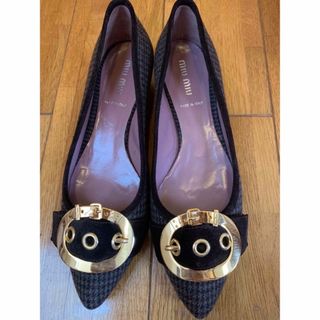 ミュウミュウ(miumiu)のMIUMIU  パンプス23.5cm(ハイヒール/パンプス)