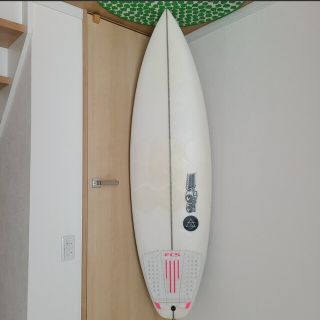 ハーレー(Hurley)のフフフ、浮力を下げれば不思議と変わるサーフィンスタイル！！23.4L JS(サーフィン)