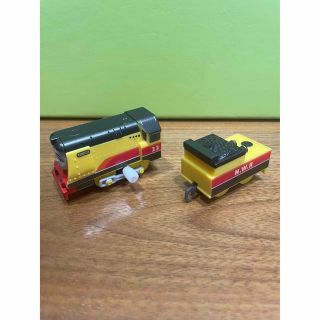 タカラトミー(Takara Tomy)のカプセルプラレール　トーマス　レベッカ　ゼンマイ車＆連結車(電車のおもちゃ/車)