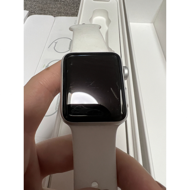 Apple Watch(アップルウォッチ)のアップル Apple Watch2 38mm アルミ ホワイトスポーツバンド スマホ/家電/カメラのスマートフォン/携帯電話(その他)の商品写真