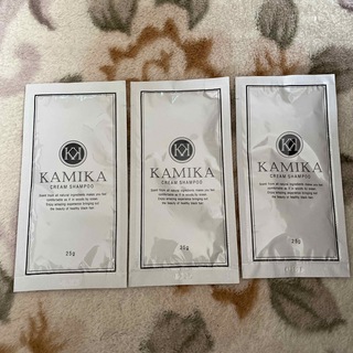 カミカ(KAMIKA)のKAMIKA クリームシャンプー3つセット(シャンプー)