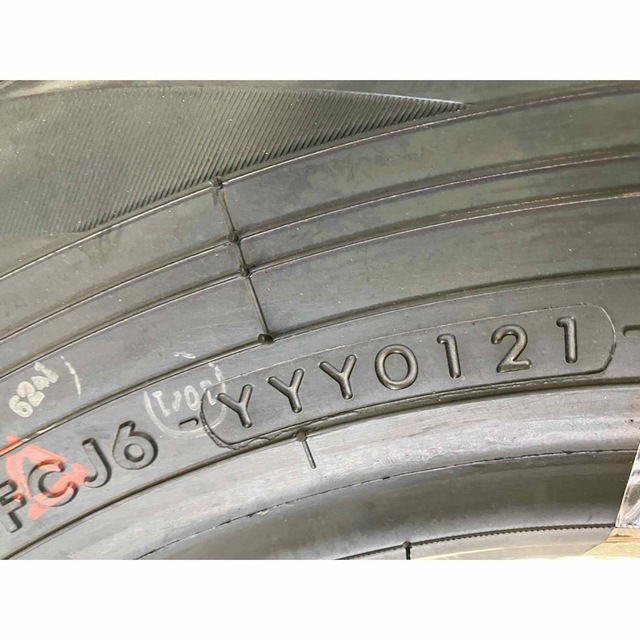 新品‼️国産タイヤ　ヨコハマ　185/70R14 88S