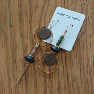 プレーンクロージング(PLAIN CLOTHING)のPLAIN CLOTHING アシンメトリー ピアス(ピアス)