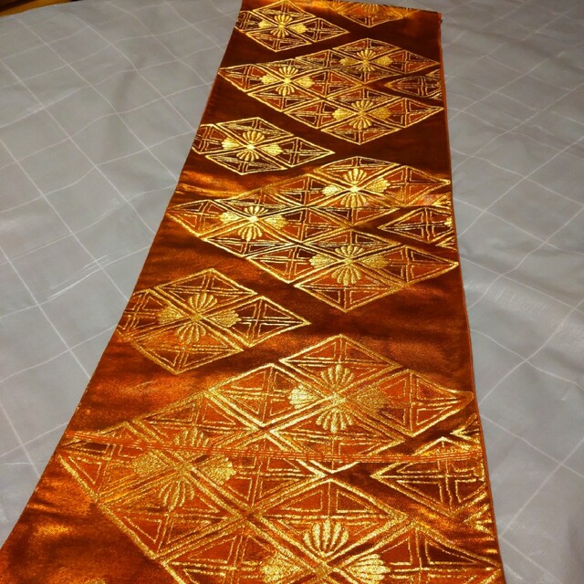 6. 錦糸金糸・正絹 緋色袋帯 新品未使用の美品です。