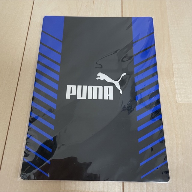 PUMA(プーマ)のプーマ　下敷き インテリア/住まい/日用品の文房具(その他)の商品写真