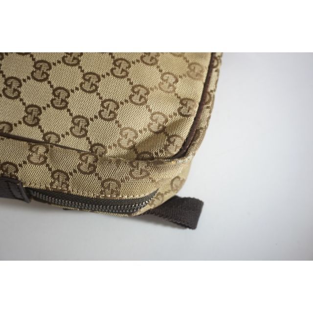 Gucci(グッチ)の正規 GUCCI GGキャンバス ショルダー バッグ ボディ 1225M▲ メンズのバッグ(ショルダーバッグ)の商品写真