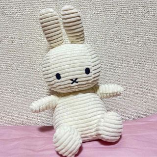 ミッフィー(miffy)のnijntje miffy ぬいぐるみ　白　ベージュ(キャラクターグッズ)