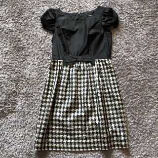 ストロベリーフィールズ ひざ丈ワンピース(レディース)(ギンガム