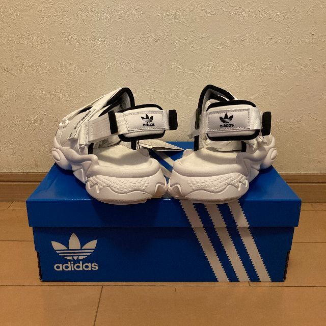 Originals（adidas）(オリジナルス)の[新品] 27.5cm | オリジナルス | OZWEEGO SANDALS メンズの靴/シューズ(サンダル)の商品写真