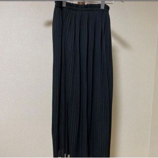 ダブルクローゼット(w closet)のWcloset ダブルクローゼット　プリーツスカート　黒(ロングスカート)