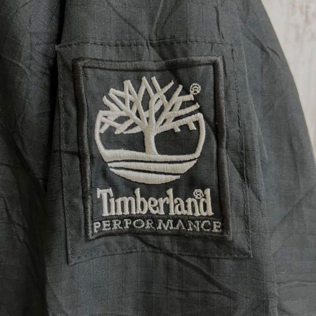 Timberland(ティンバーランド)のTIMBERLANDティンバーランド　刺繍ロゴマウンテンパーカー　黒　サイズXL メンズのジャケット/アウター(マウンテンパーカー)の商品写真