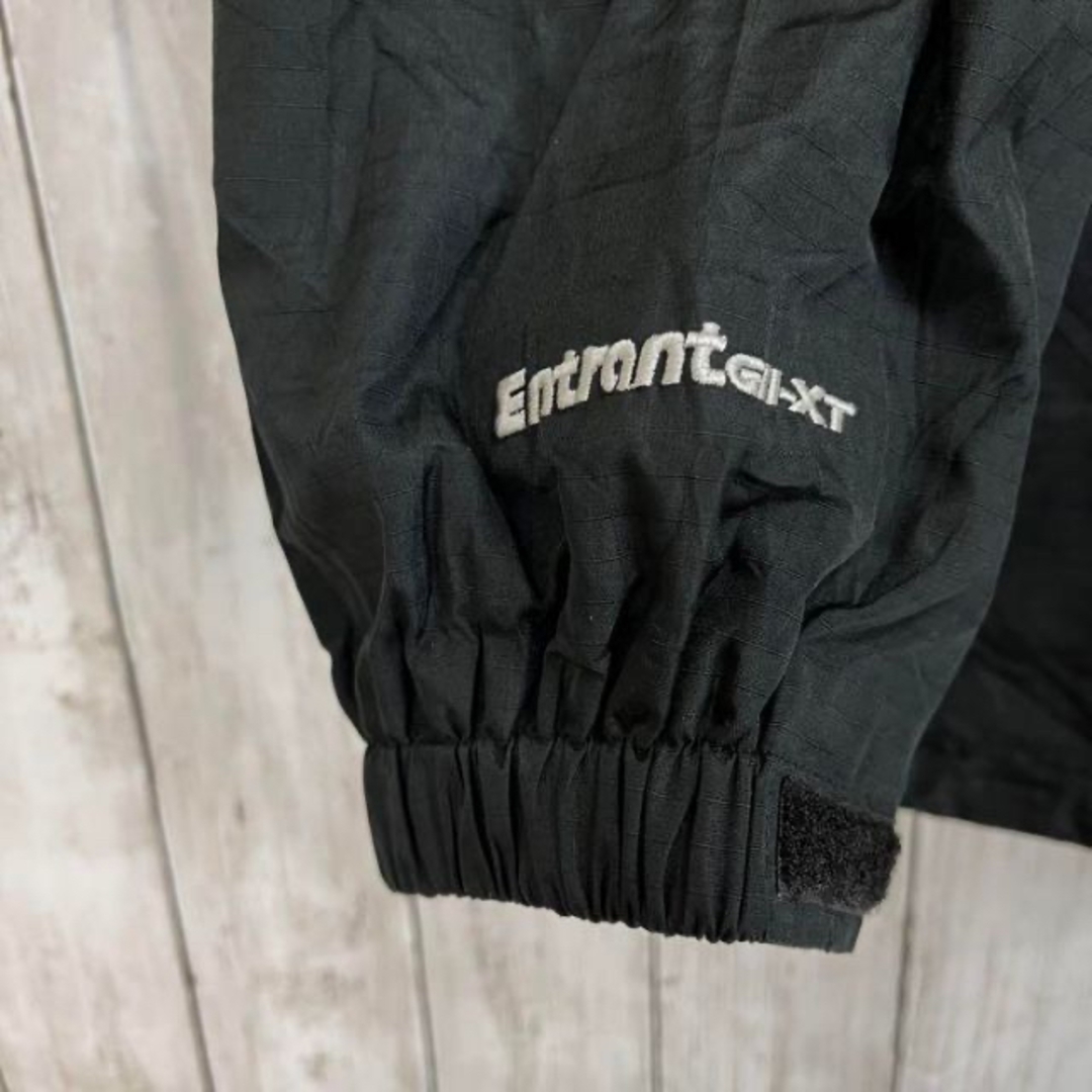 Timberland(ティンバーランド)のTIMBERLANDティンバーランド　刺繍ロゴマウンテンパーカー　黒　サイズXL メンズのジャケット/アウター(マウンテンパーカー)の商品写真