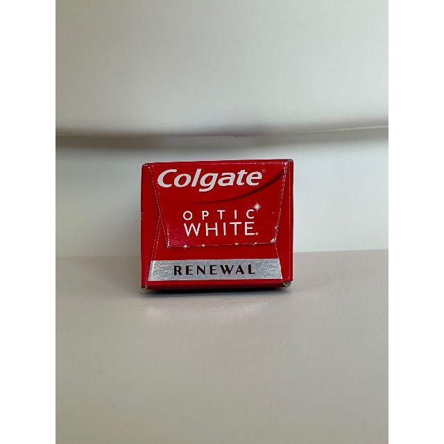 Colgate コルゲート オプティックホワイト ハイインパクト コスメ/美容のオーラルケア(歯磨き粉)の商品写真