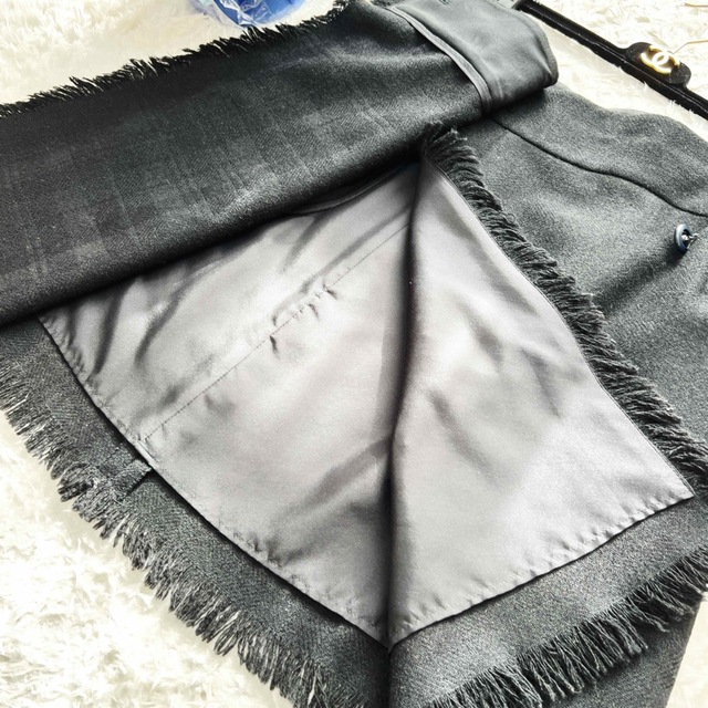 安心と信頼 美品 CHANEL シャネル チェック ライオンボタン 巻き