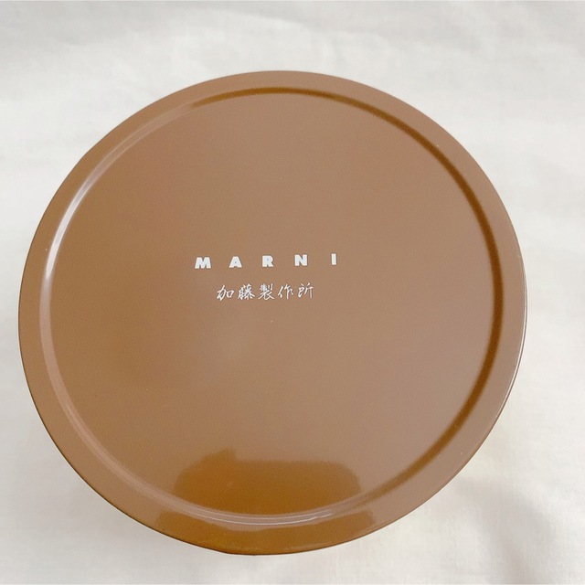 Marni(マルニ)のMARNI  マルニ　フラワーカフェ　 ブリキ缶　 加藤製作所 黄色×茶色 インテリア/住まい/日用品のキッチン/食器(収納/キッチン雑貨)の商品写真