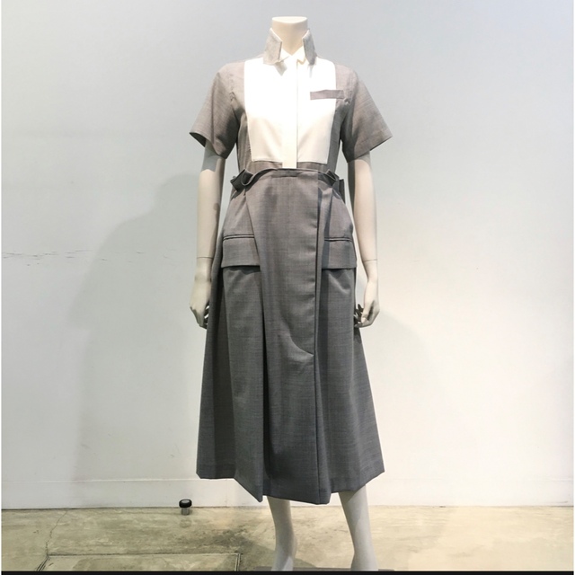 ワンピースsacai  サカイ suiting dress ワンピース　ハンガー付き