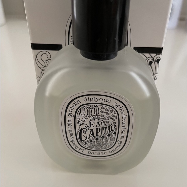 diptyque(ディプティック)のDiptyque ヘアフレグランス　オーキャピタル　30mL コスメ/美容のヘアケア/スタイリング(ヘアウォーター/ヘアミスト)の商品写真