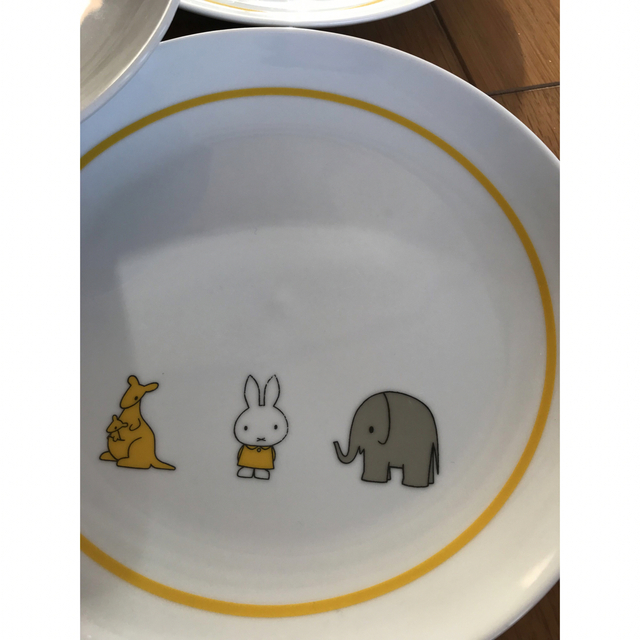 miffy(ミッフィー)のミッフィーxローソン　プレート５枚セット エンタメ/ホビーのコレクション(ノベルティグッズ)の商品写真