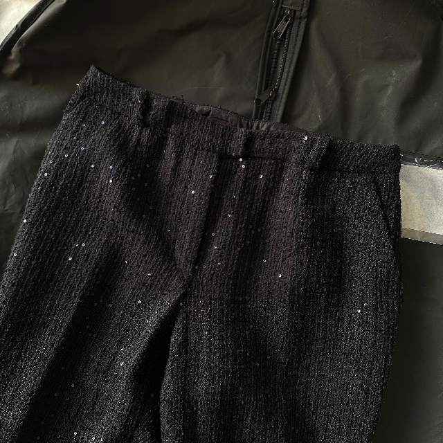 CHANEL(シャネル)のCHANEL 04SS SPANGLES TWEED SLACKS レディースのパンツ(カジュアルパンツ)の商品写真