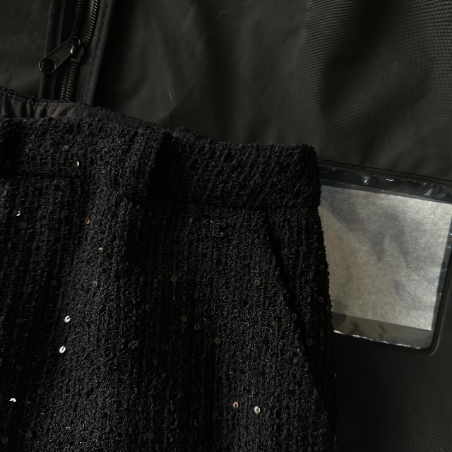 CHANEL(シャネル)のCHANEL 04SS SPANGLES TWEED SLACKS レディースのパンツ(カジュアルパンツ)の商品写真