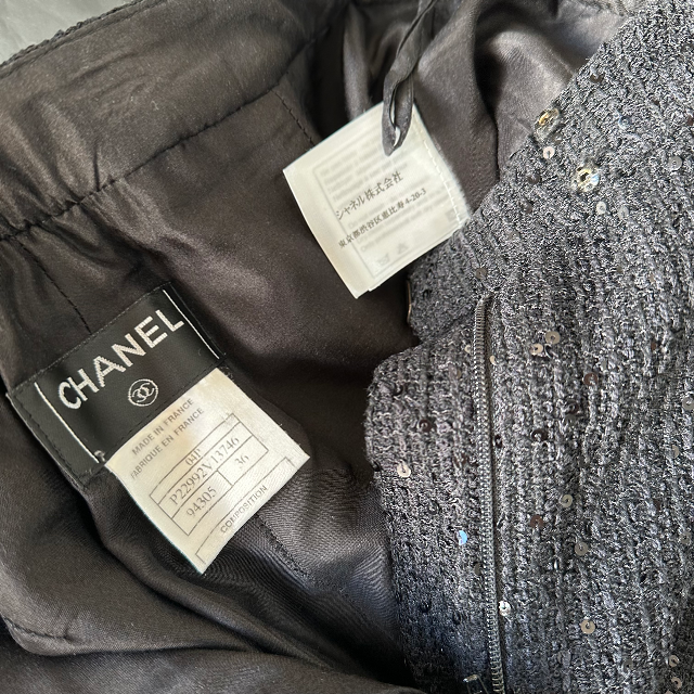 CHANEL(シャネル)のCHANEL 04SS SPANGLES TWEED SLACKS レディースのパンツ(カジュアルパンツ)の商品写真