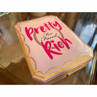 トゥフェイス(Too Faced)のToo Faced Pretty Rich アイシャドウ アメリカ限定品(アイシャドウ)