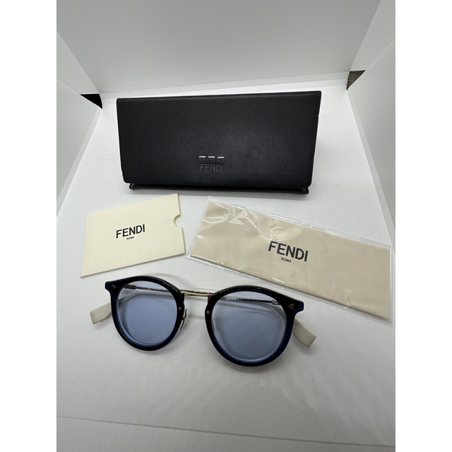 【FENDI】 フェンディ メガネフレーム　FF M0050 ブラック