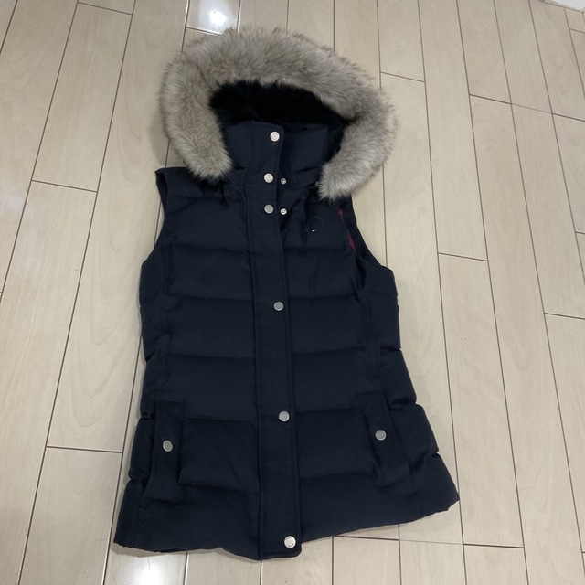 TOMMY HILFIGER フェイクファー付き ダウンベスト‼️ Sサイズ-