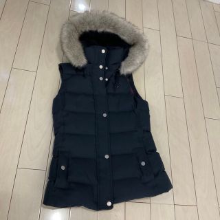 トミーヒルフィガー(TOMMY HILFIGER)のTOMMY HILFIGER フェイクファー付き　ダウンベスト‼️ Sサイズ(ダウンベスト)