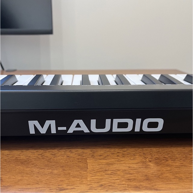 【美品】M-AUDIO Keystation49 mk3 USB 楽器のDTM/DAW(MIDIコントローラー)の商品写真