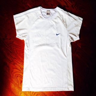 ナイキ(NIKE)のナイキ 新品(Tシャツ(半袖/袖なし))