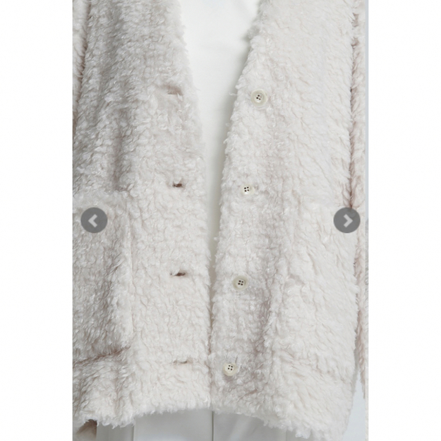 (お値下げ)yori☆プードルショートコート　クリーム38 レディースのジャケット/アウター(毛皮/ファーコート)の商品写真