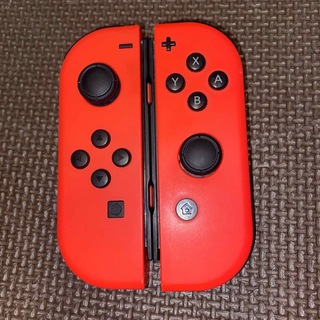 ニンテンドースイッチ(Nintendo Switch)の任天堂Switchジョイコンネオンレッド　レア(家庭用ゲーム機本体)