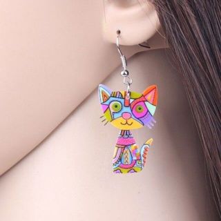 猫のピアス アクリル カラフルカラー ユニーク かわいい ゆらゆら ペア ギフト(ピアス)