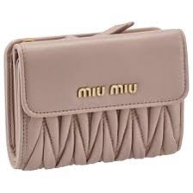 miumiu 財布