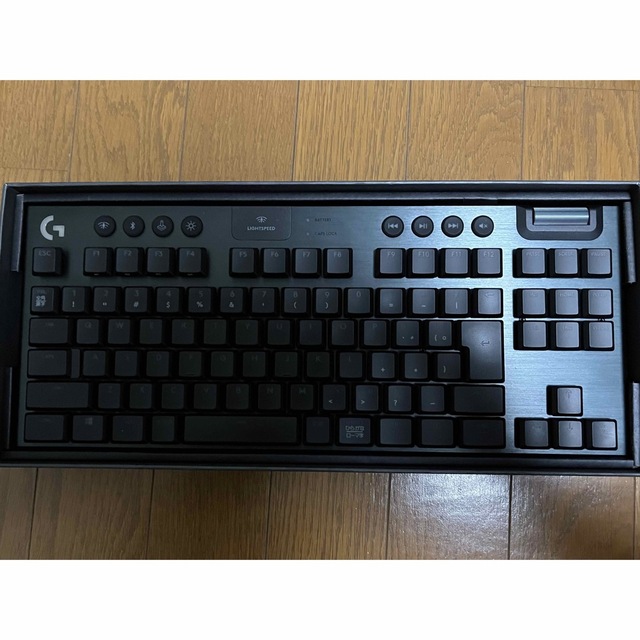 Logicool g913 tkl リニア 美品 スマホ/家電/カメラのPC/タブレット(PC周辺機器)の商品写真