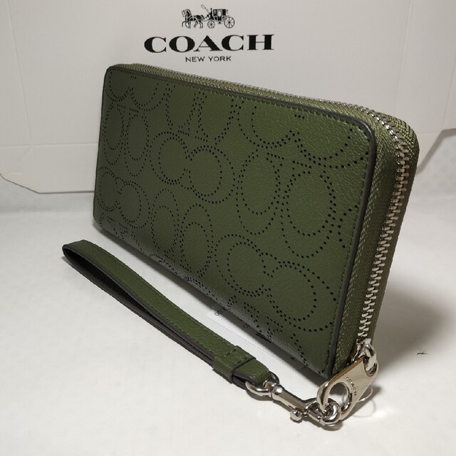 COACH(コーチ)の【人気№1】　コーチ　長財布 レディースのファッション小物(財布)の商品写真