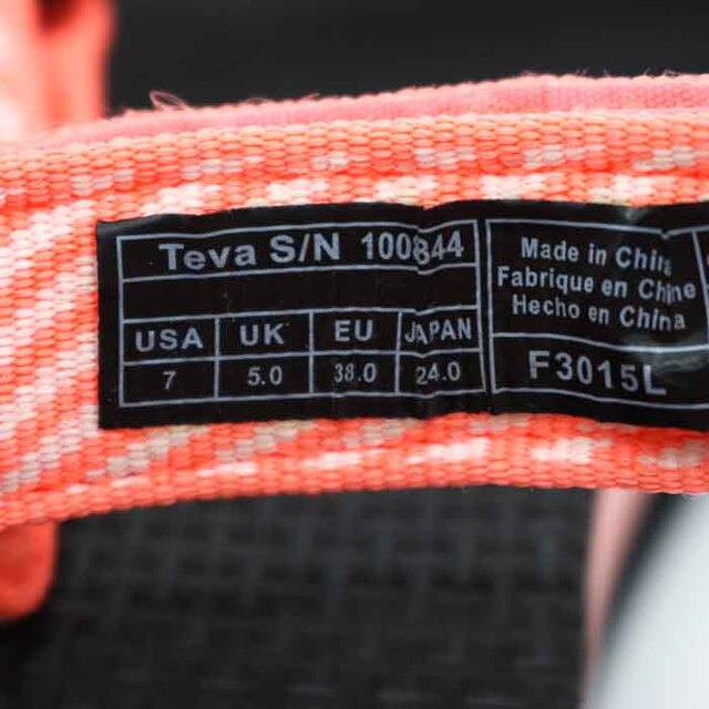 Teva(テバ)のテバ スポーツサンダル フラットフォーム 1008844 ストラップ 厚底 シューズ アウトドア 靴 レディース 24cmサイズ ピンク Teva レディースの靴/シューズ(サンダル)の商品写真