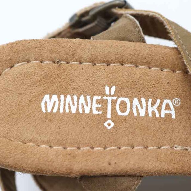 Minnetonka(ミネトンカ)のミネトンカ ウェッジソールサンダル ゾーイ ビーズ ストラップ ウェッジヒール シューズ 靴 レディース 6Mサイズ ベージュ Minnetonka レディースの靴/シューズ(サンダル)の商品写真