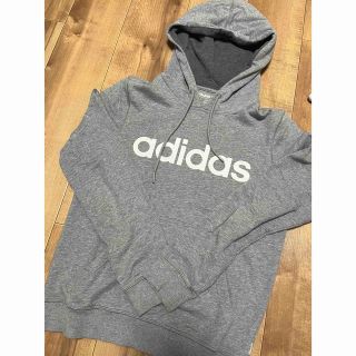 アディダス(adidas)のadidas パーカー(パーカー)