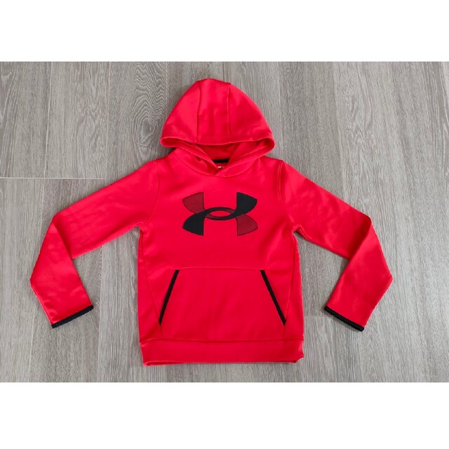 UNDER ARMOUR(アンダーアーマー)のアンダーアーマー　パーカー(キッズ) キッズ/ベビー/マタニティのキッズ服男の子用(90cm~)(ジャケット/上着)の商品写真