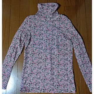 ユニクロ(UNIQLO)のユニクロハイネック　ユニクロハイネックインナー　ユニクロ長袖ハイネック(Tシャツ(長袖/七分))