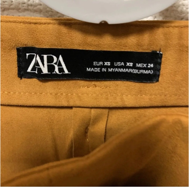 ZARA(ザラ)のフレアスカート プリーツスカート　ZARA レディースのスカート(ひざ丈スカート)の商品写真