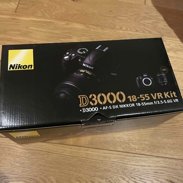 Nikon(ニコン)のデジタル一眼レフカメラ　超広角レンズ付き　ニコンD3000 スマホ/家電/カメラのカメラ(デジタル一眼)の商品写真